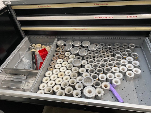 Used IWKA TU200P plastic tube filler with TZ101 tube feeder and LARGE cabinet with MANY parts