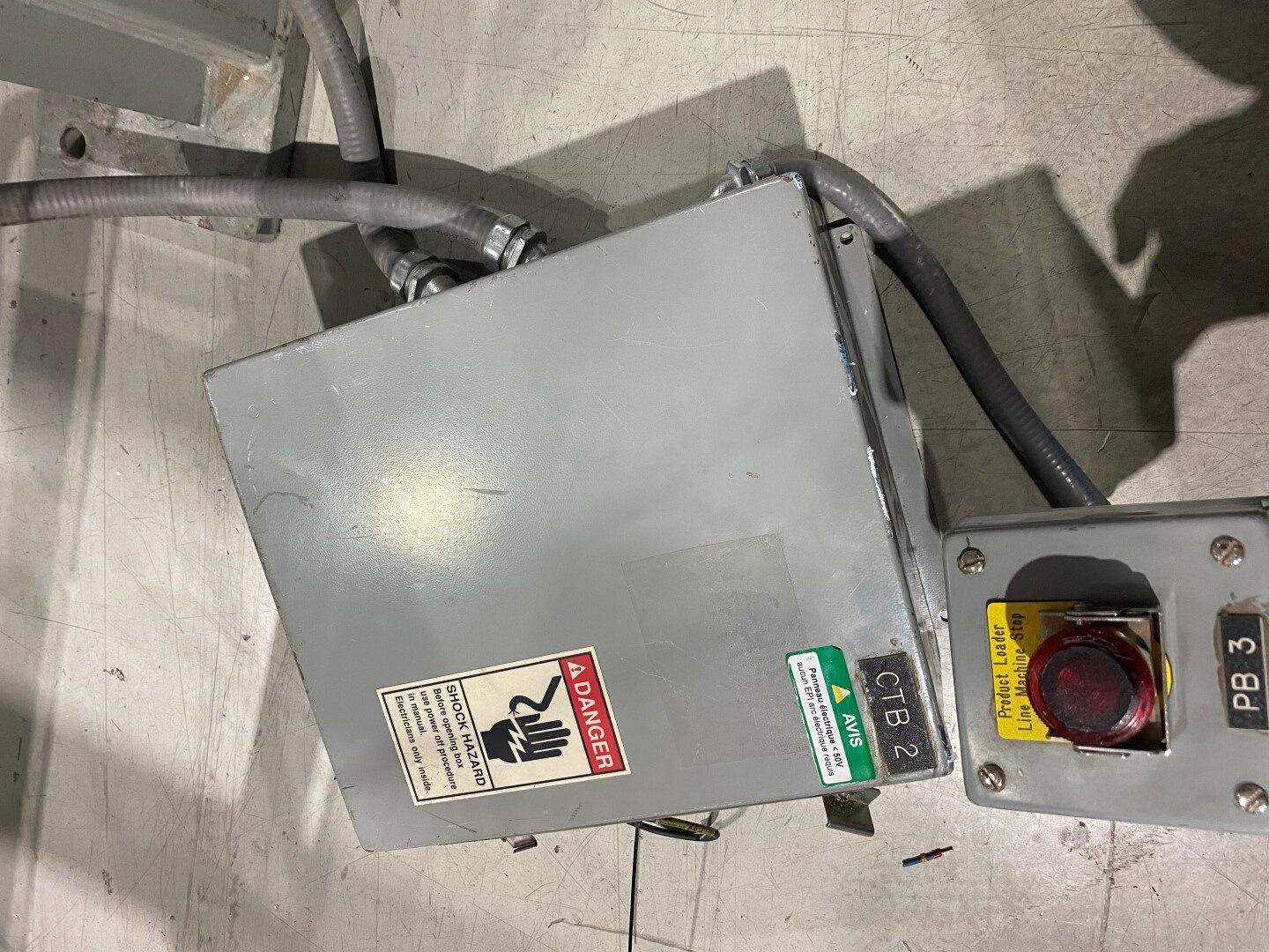 Used Roskam pick & place station with ABB IRB340 4 axis robot